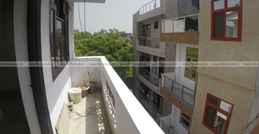 balcony in raj nagar flat