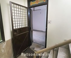 Flat in Palam Colony
